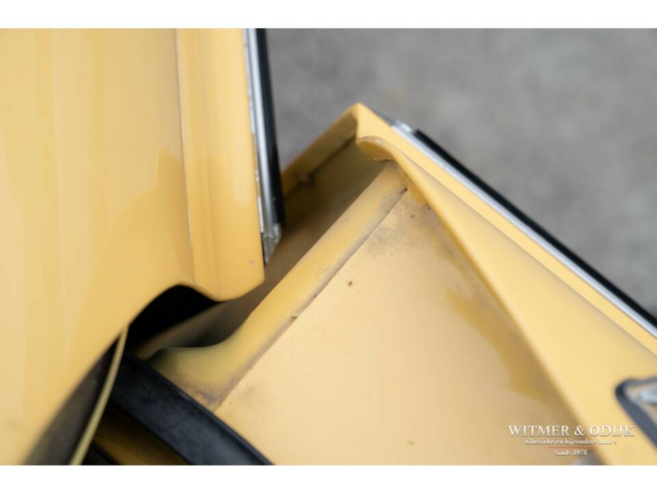 Image 28/50 of Volvo 1800 ES (1972)