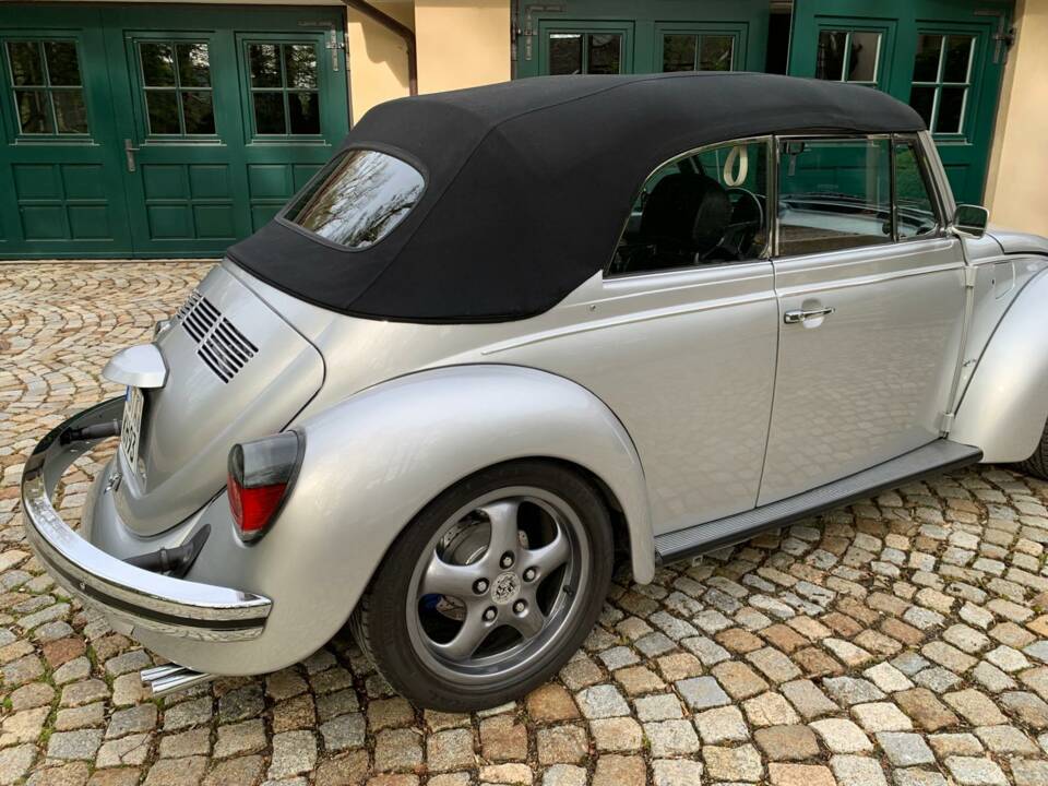08 - Soft top (closed) - Stoffverdeck geschlossen