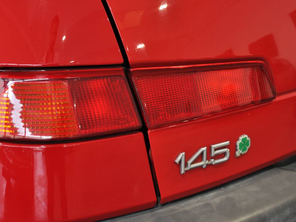Afbeelding 13/29 van Alfa Romeo 145 Quadrifoglio Verde (1996)