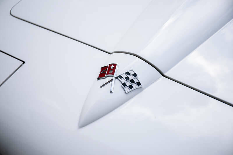 Image 46/50 of Chevrolet Corvette Sting Ray Convertible (1965)