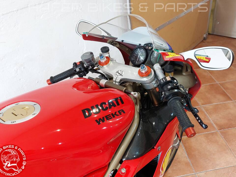Image 18/32 of Ducati DUMMY (1998)