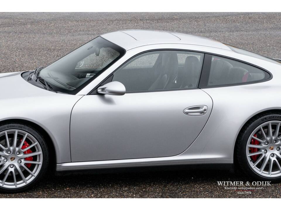 Bild 13/31 von Porsche 911 Carrera 4S (2006)