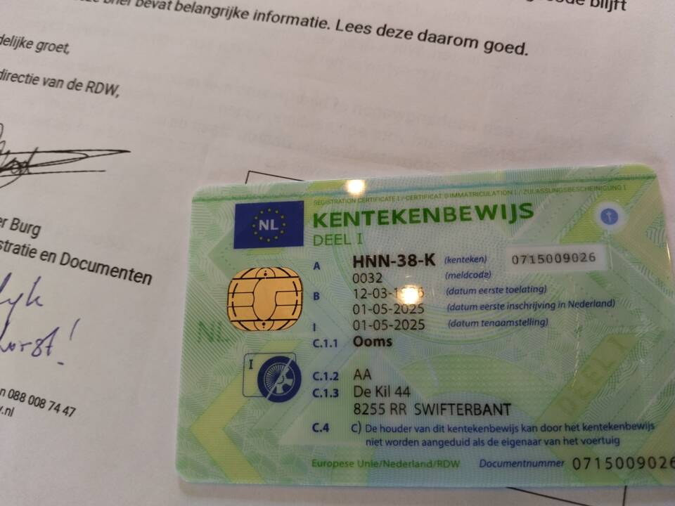 Bild 39/113 von BMW 735i (1986)