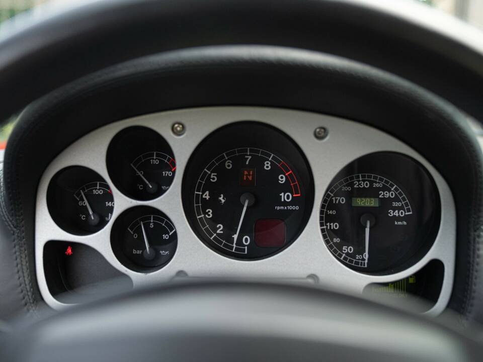 Image 44/50 of Ferrari 360 Modena (1999)