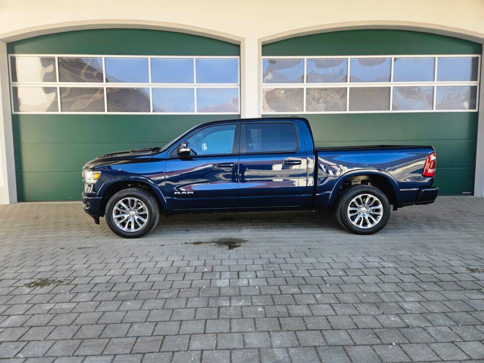 Image 11/69 of Dodge Ram 1500 (2022)