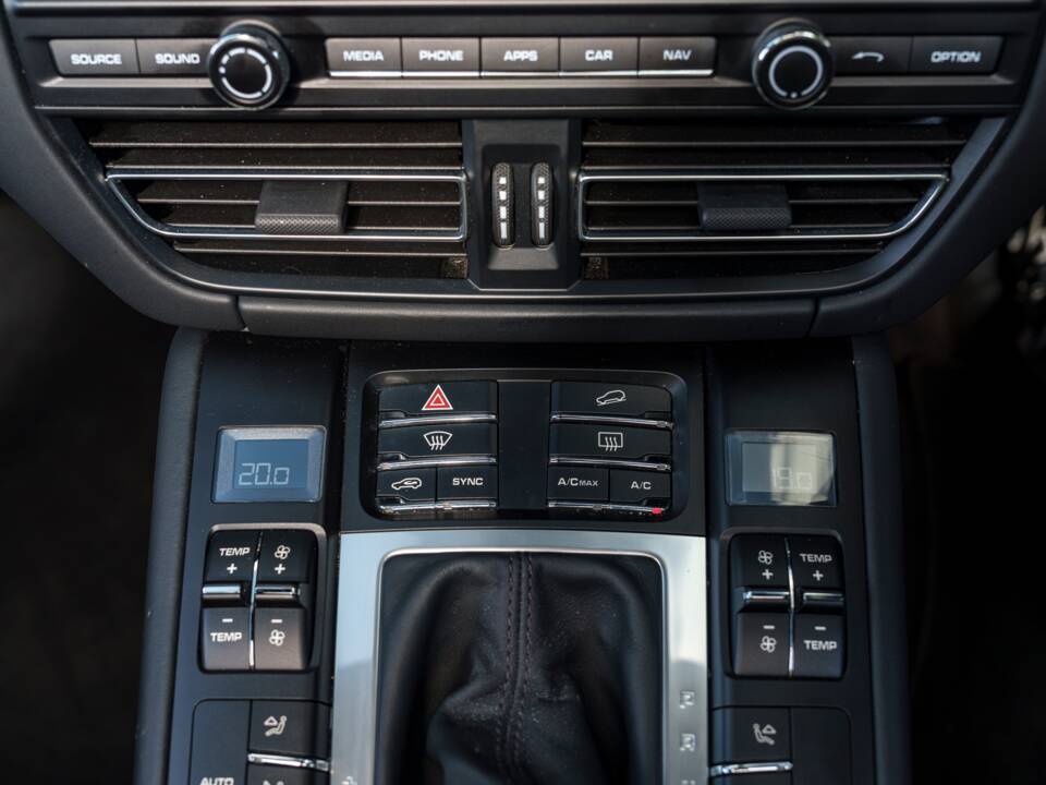 Bild 19/28 von Porsche Macan S (2020)