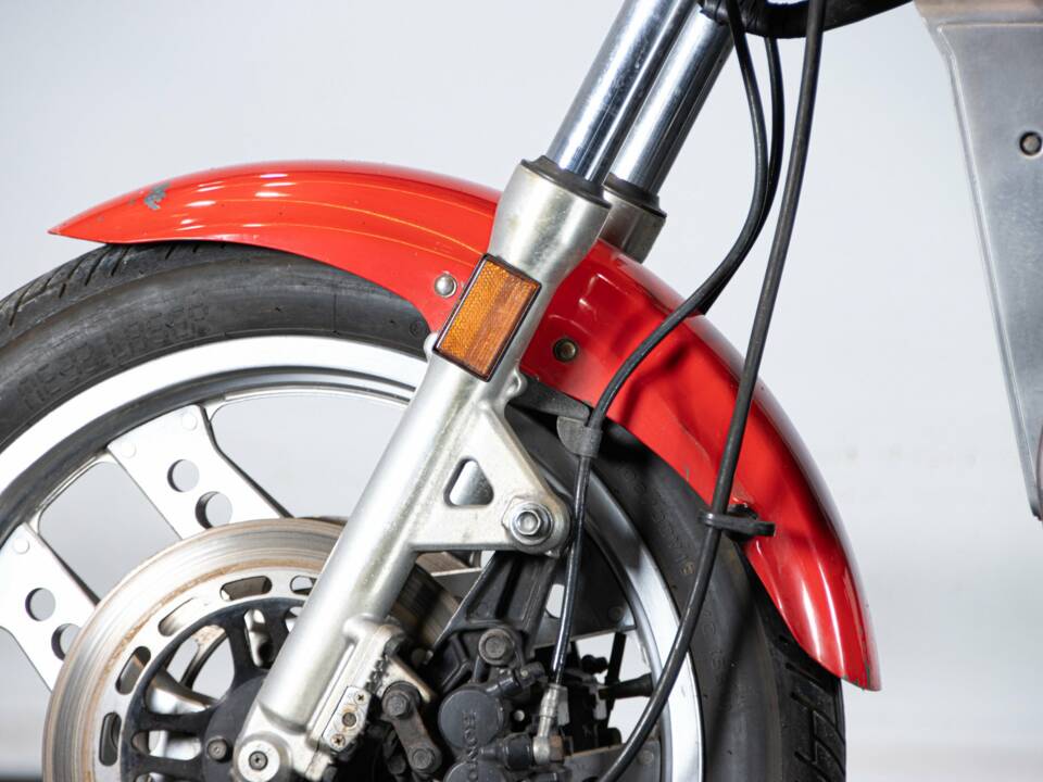 Image 17/40 of Honda CX 500 Turbo (1982)