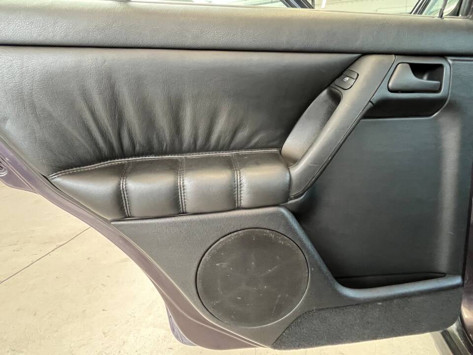 Bild 37/43 von Volkswagen Golf III 2.8 VR6 (1992)