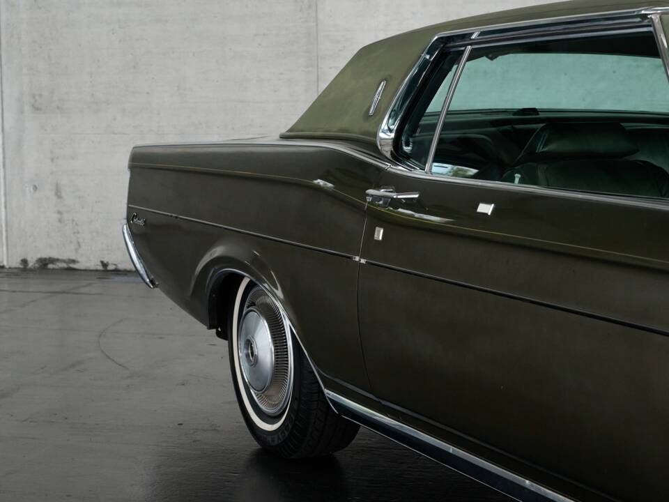 Image 31/50 of Lincoln Continental Mark III Hardtop Coupé (1970)