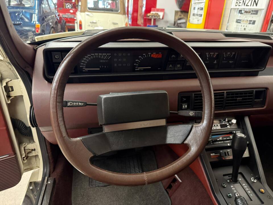 Afbeelding 8/17 van Rover Vitesse 3500 (1984)