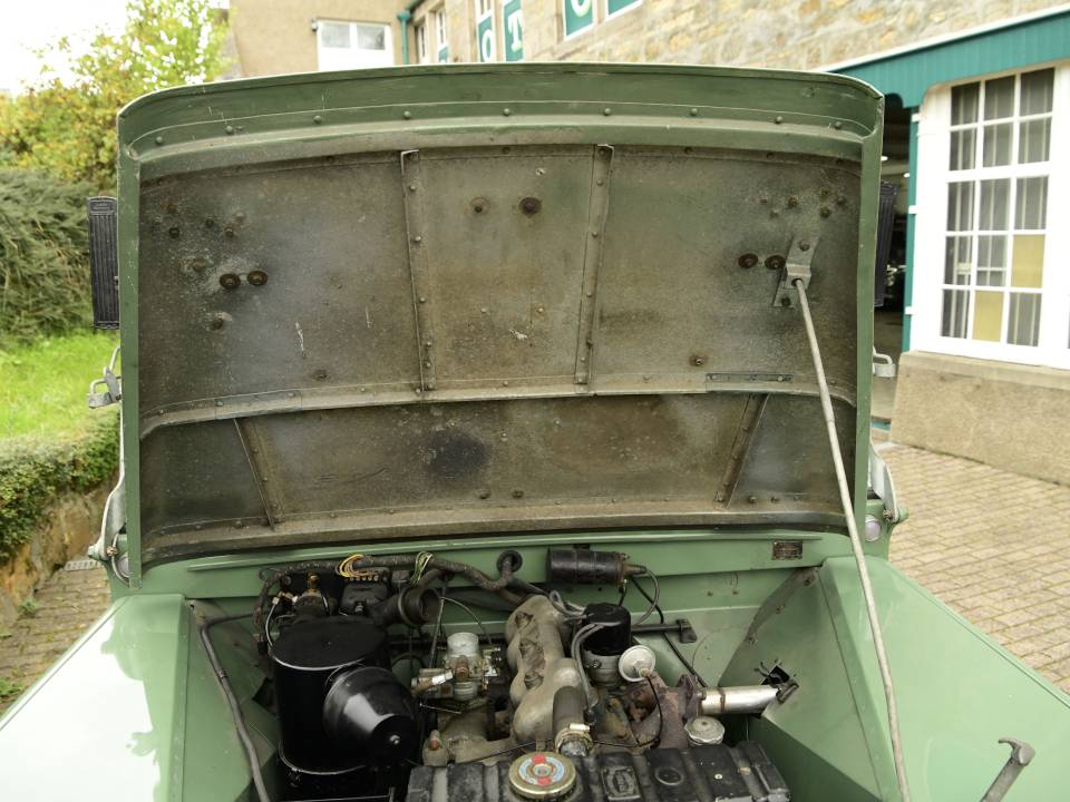 Image 41/44 of Land Rover 80 (1949)