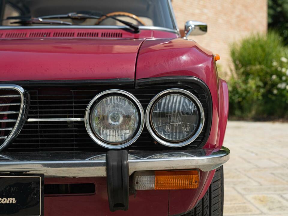 Immagine 18/50 di Alfa Romeo Giulia Nuova Super 1300 (1974)