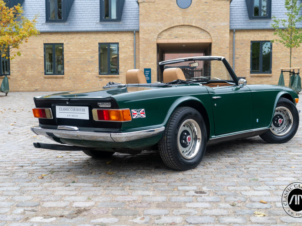 Image 5/53 de Triumph TR 6 (1969)