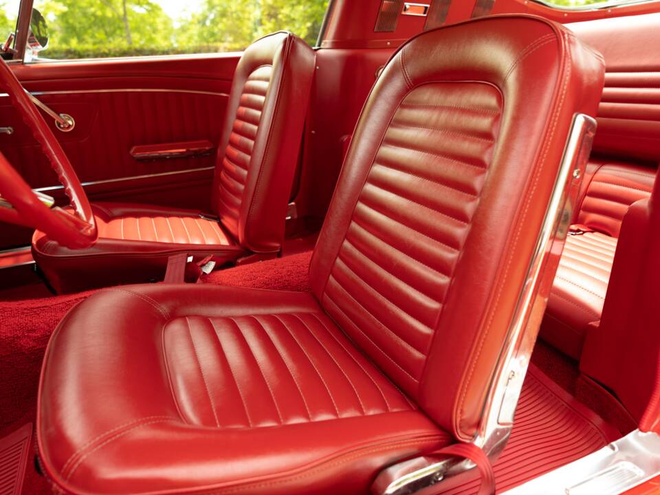 Image 18/27 of Ford Mustang 289 (1965)