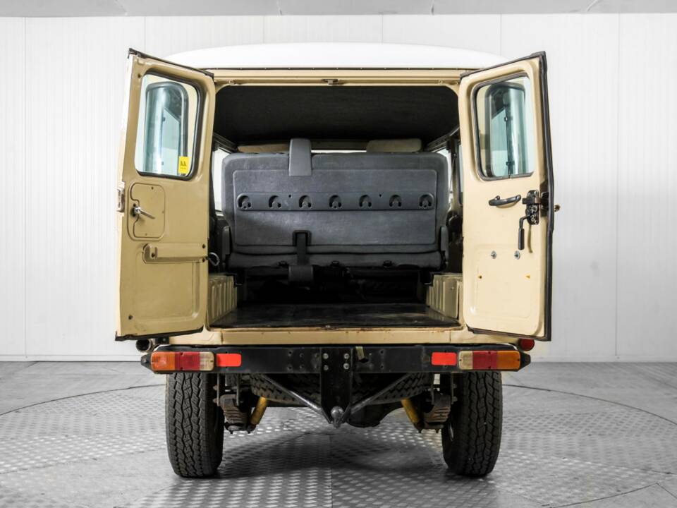 Bild 41/50 von Toyota Landcruiser BJ 45 (1982)