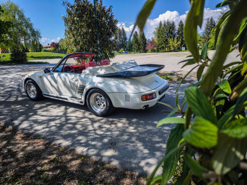 Image 20/36 of Porsche 911 Carrera 3.2 (1985)