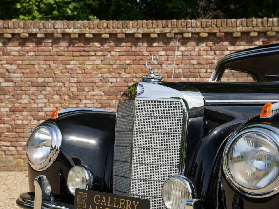 Image 30/50 of Mercedes-Benz 300 S (1953)