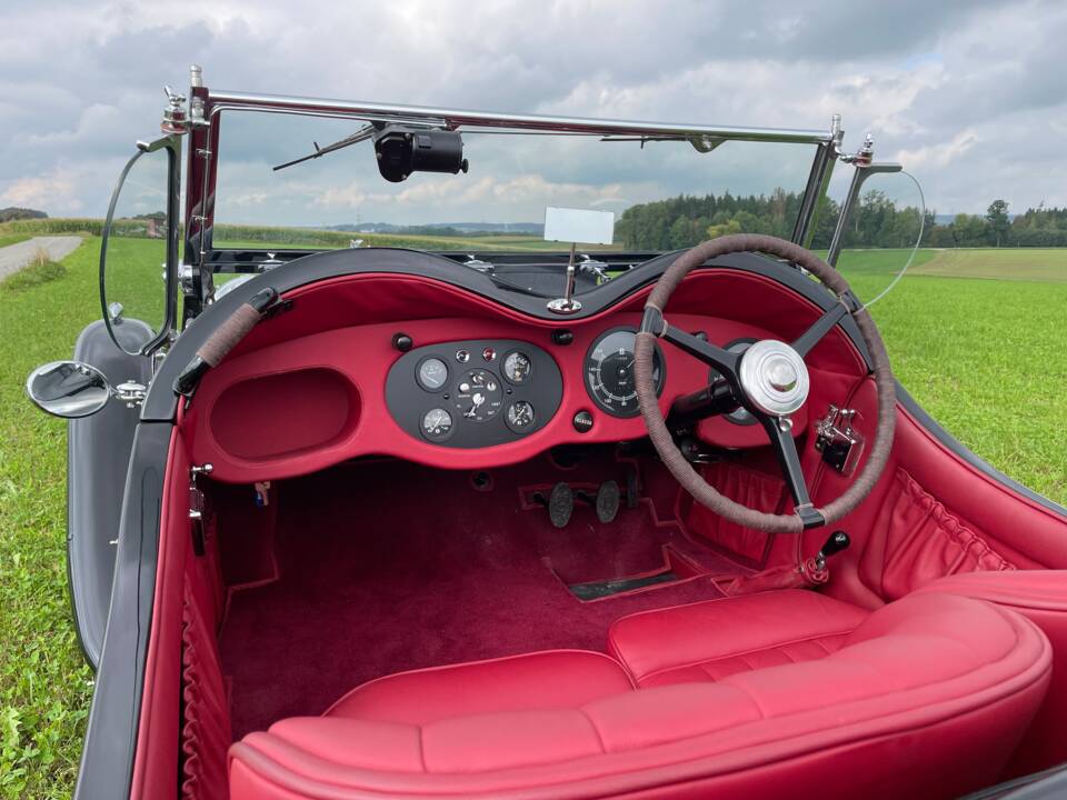 Image 16/69 of Bentley B Special Alpine (1948)