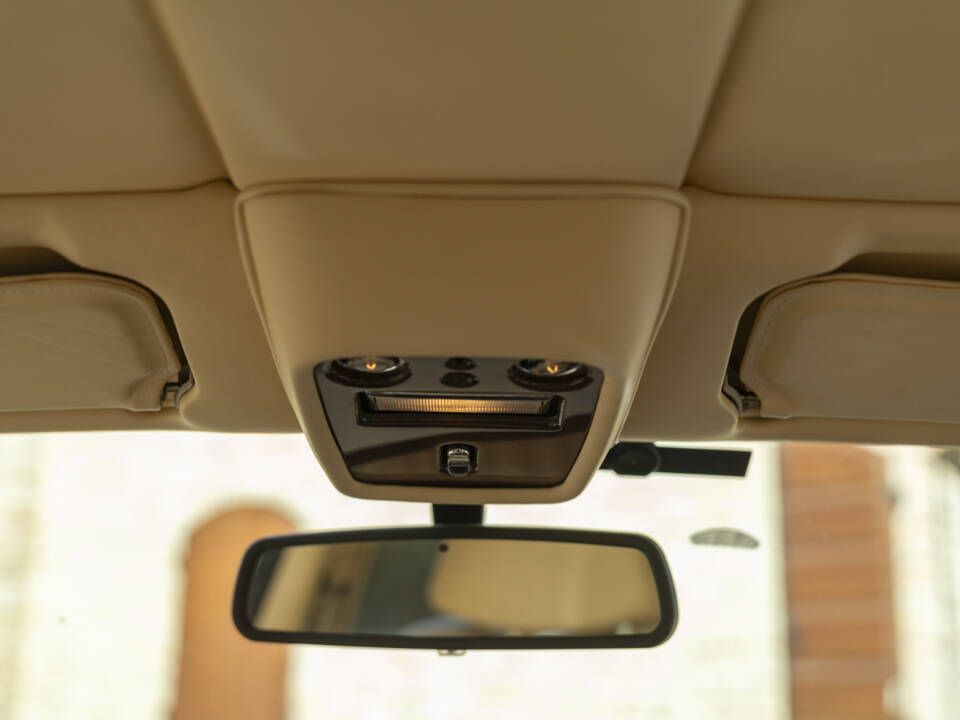 Image 27/50 of Bentley Arnage T (1999)