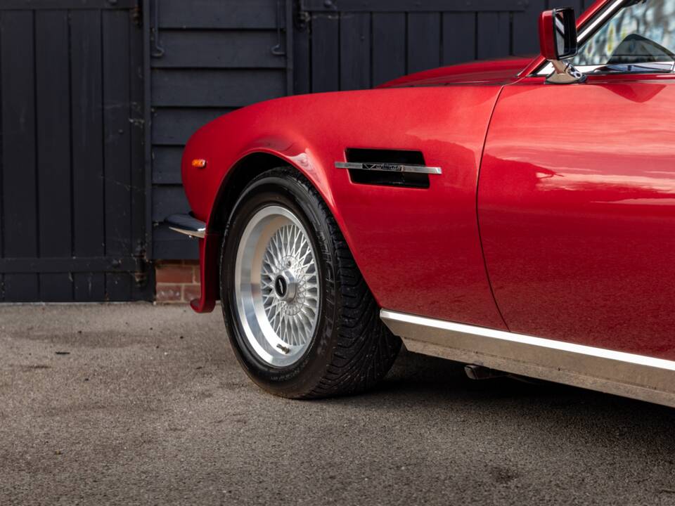 Image 60/75 de Aston Martin V8 Vantage (1985)