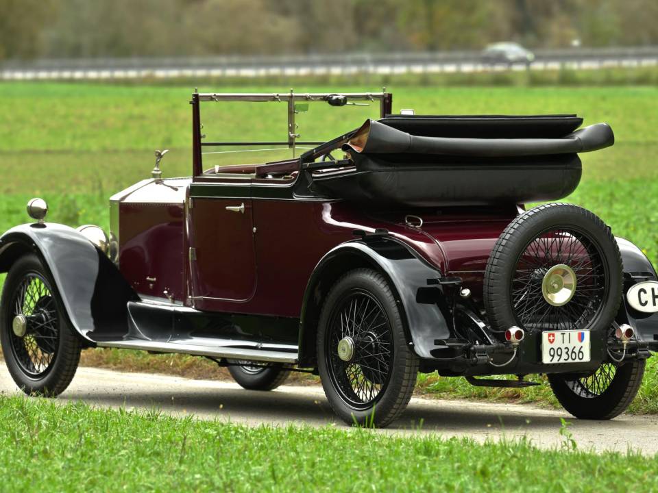Image 14/50 of Rolls-Royce 20 HP Doctors Coupe Convertible (1927)