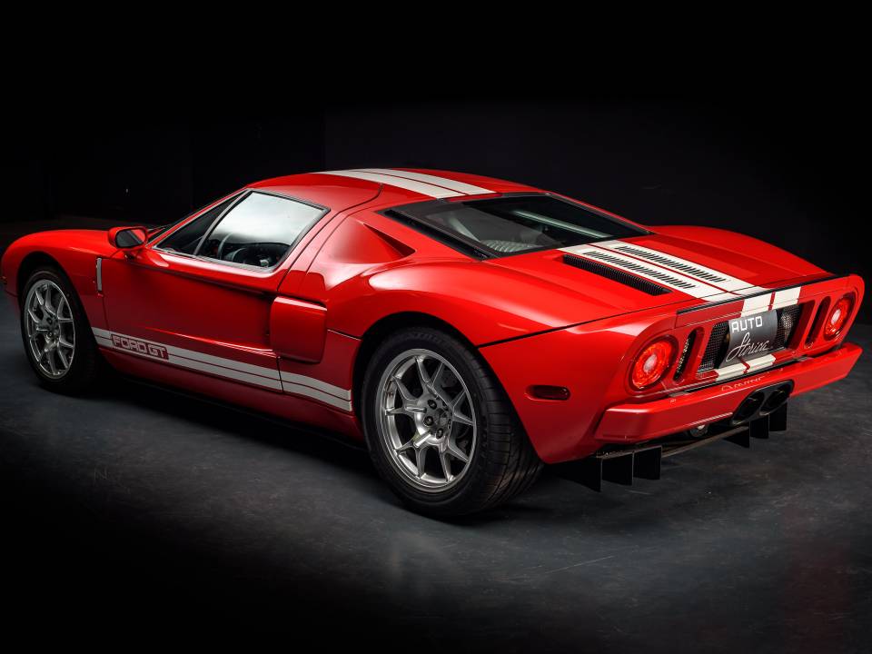Image 3/13 of Ford GT (2005)