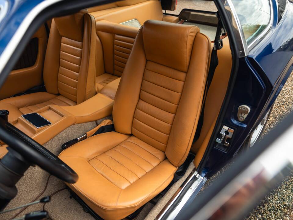 Image 9/10 of Maserati Khamsin (1975)