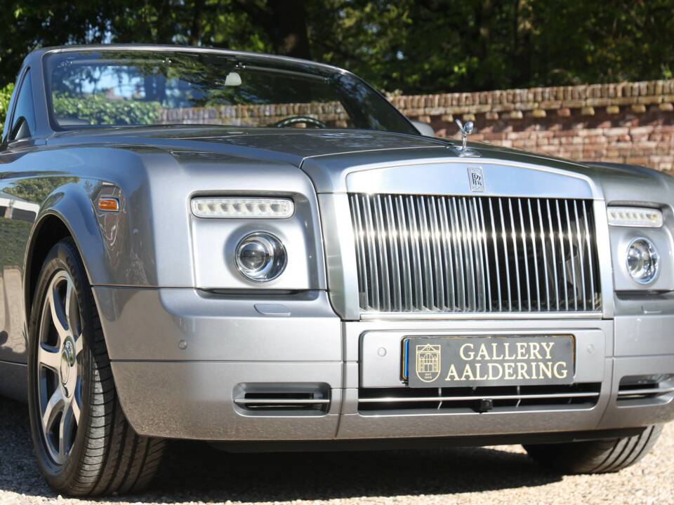 Image 9/50 of Rolls-Royce Phantom DHC (2009)