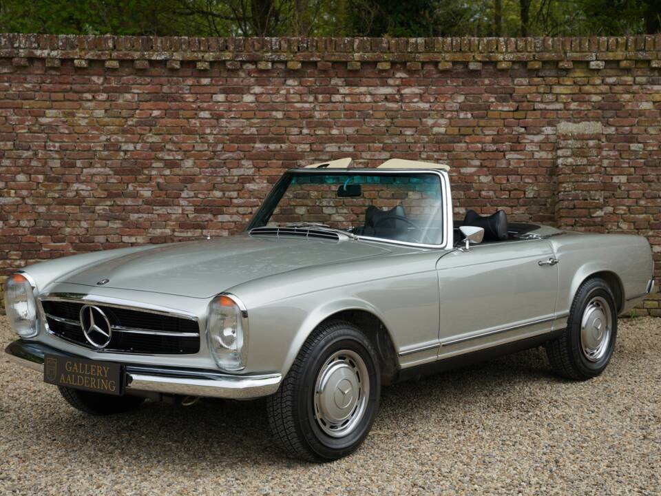 Imagen 7/50 de Mercedes-Benz 280 SL (1969)
