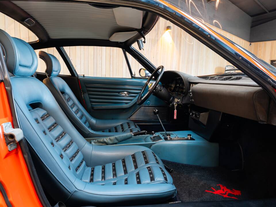 Image 57/74 of Ferrari 365 GTB/4 Daytona (1971)