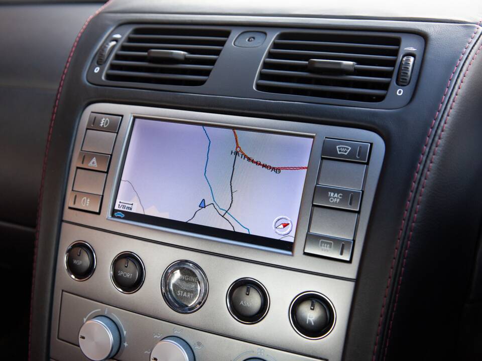 Image 57/92 of Aston Martin V12 Vanquish S (2007)