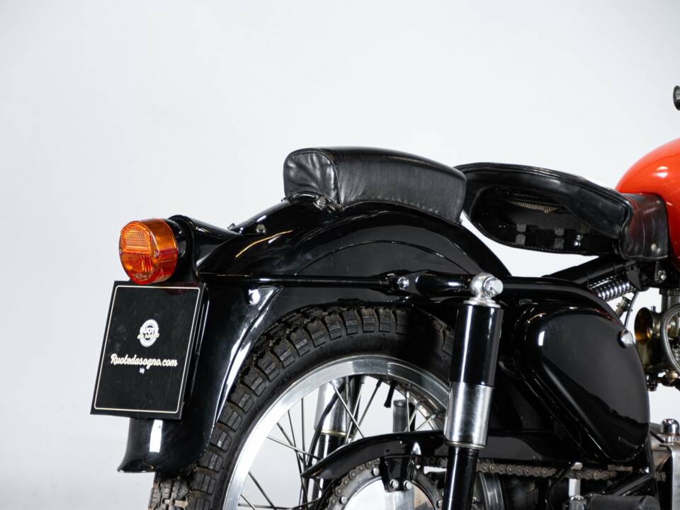 Imagen 21/50 de Gilera DUMMY (1954)