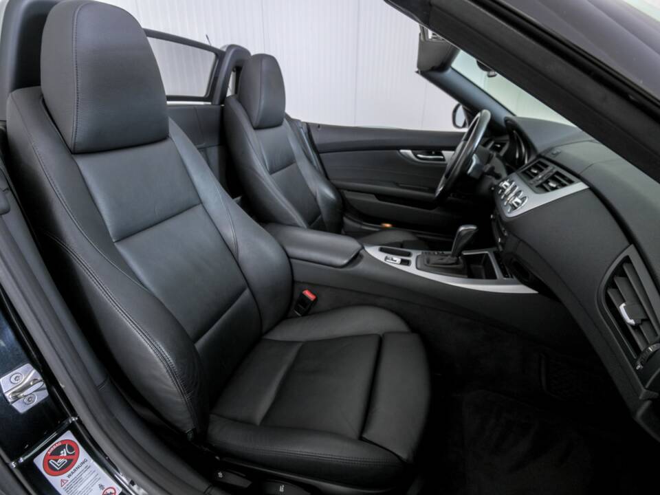 Image 20/50 of BMW Z4 sDrive23i (2010)