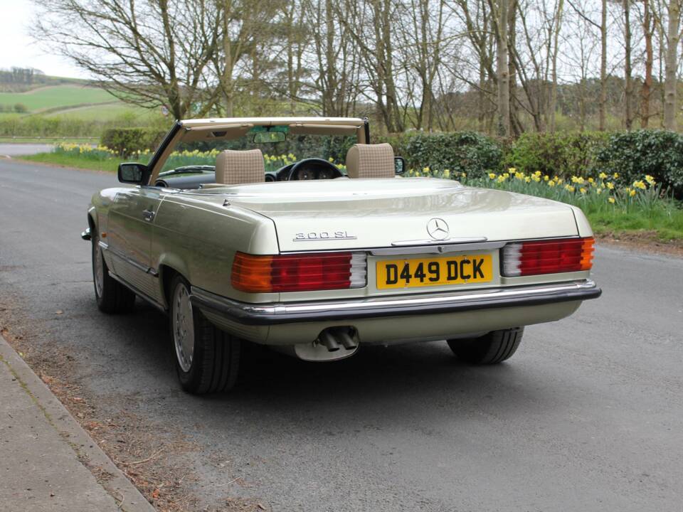 Image 4/18 of Mercedes-Benz 300 SL (1986)