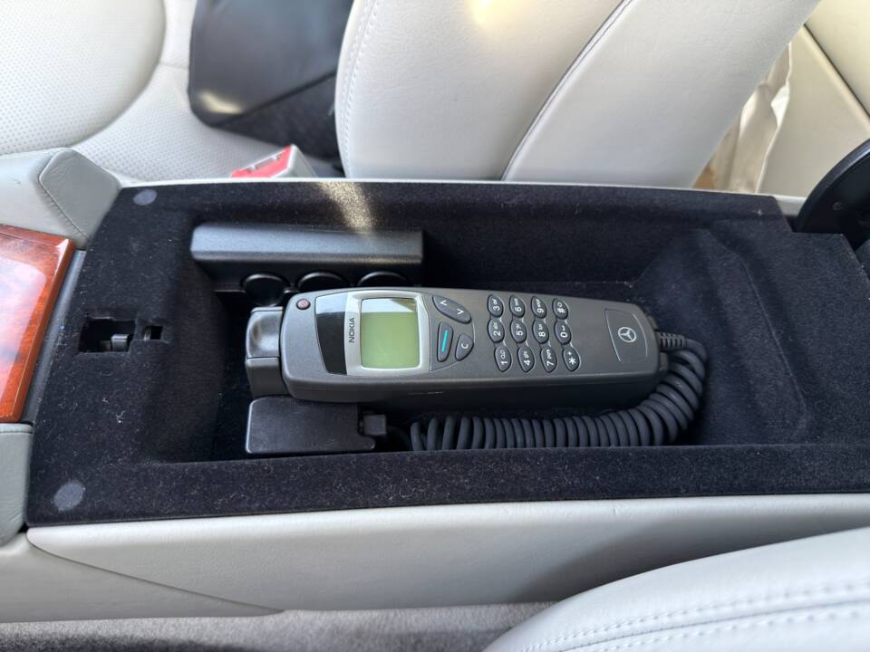 Image 8/89 of Mercedes-Benz SL 500 (2002)