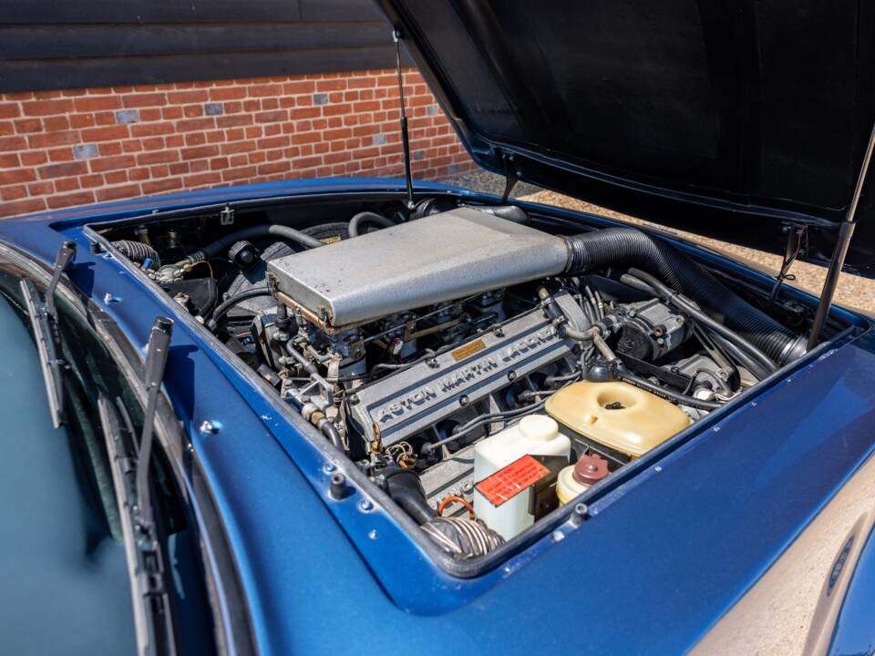 Afbeelding 10/40 van Aston Martin V8 Vantage Volante X-Pack (1989)