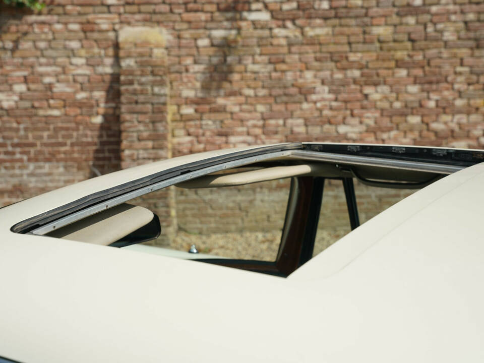 Image 18/50 of Mercedes-Benz 280 SE (1968)