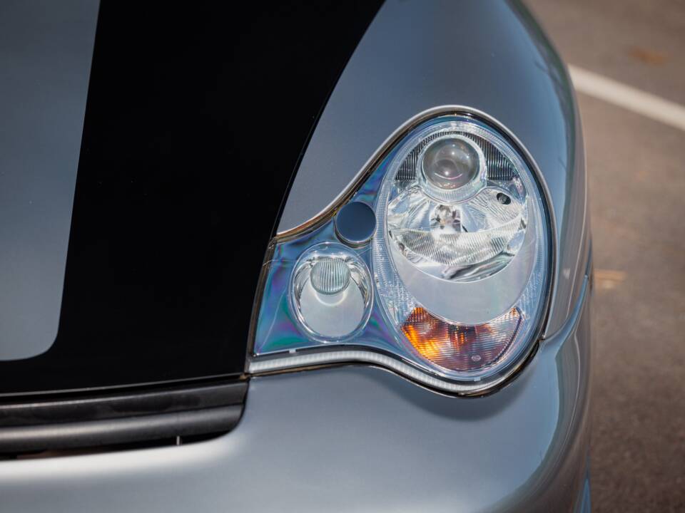 Bild 12/50 von Porsche 911 GT2 (2002)