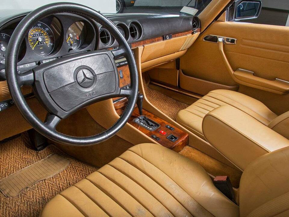 Image 16/20 of Mercedes-Benz 560 SL (1987)