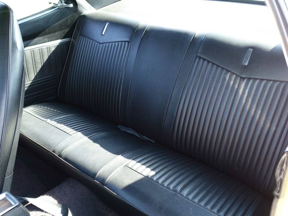 Bild 11/56 von Plymouth Duster (1970)