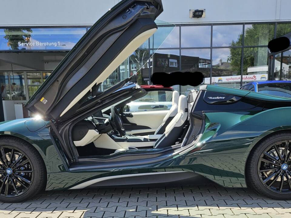 Image 1/18 of BMW i8 Roadster "The Last 18" (2020)