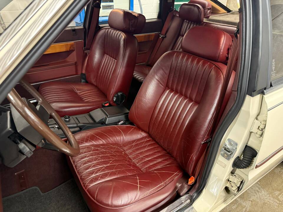 Afbeelding 7/17 van Rover Vitesse 3500 (1984)