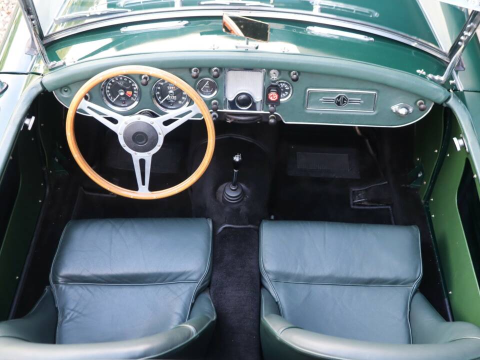 Image 6/50 of MG MGA Twin Cam (1959)