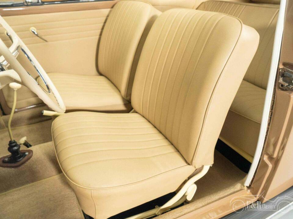 Immagine 12/19 di Volkswagen Maggiolino 1200 Export "Oval" (1957)