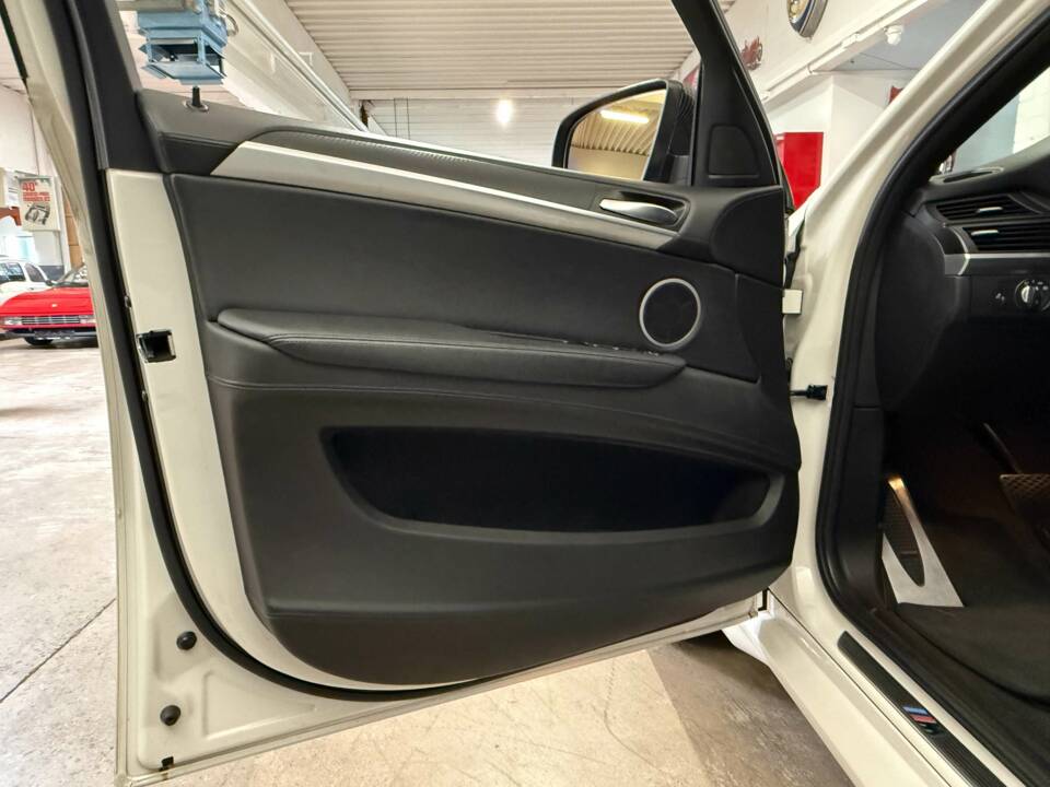 Image 5/20 of BMW X6 M (2010)