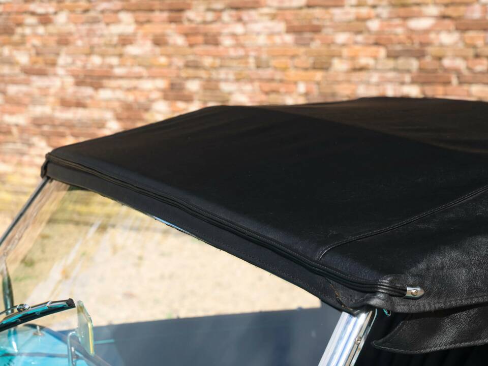 Image 35/50 of MG MGA 1600 (1958)