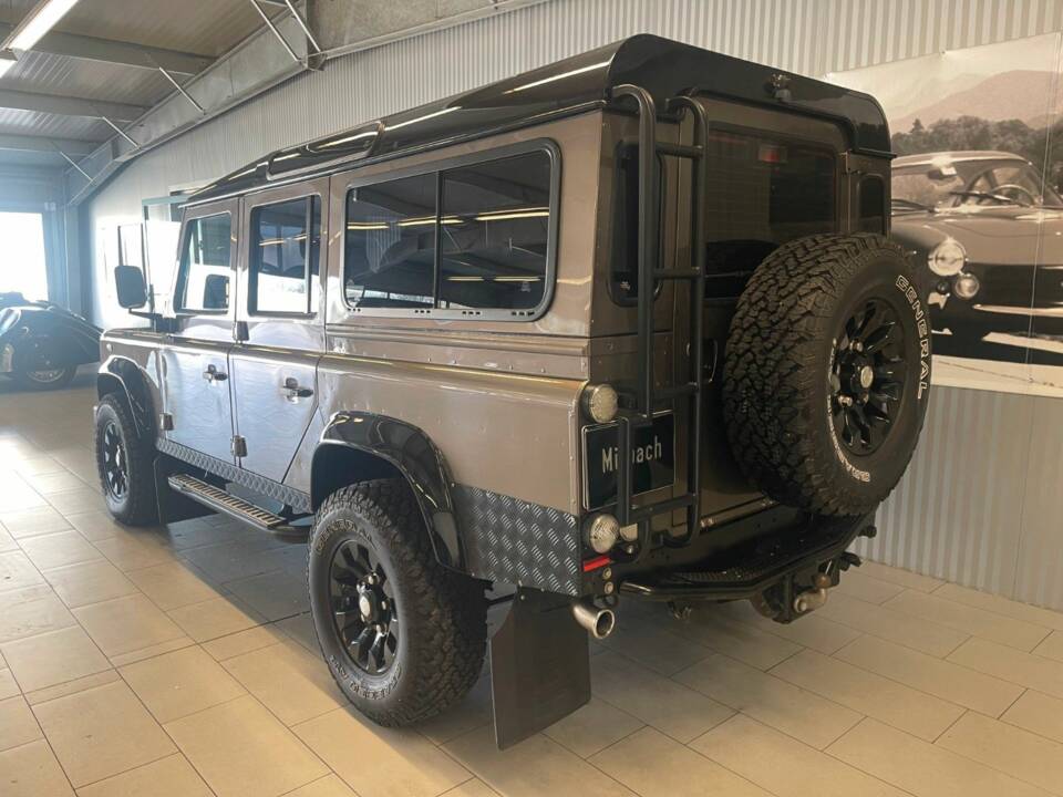 Bild 8/15 von Land Rover Defender 110 (2013)