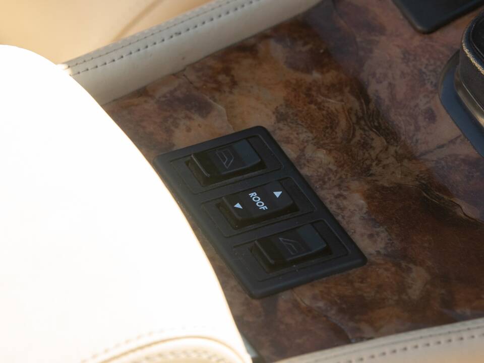 Bild 15/50 von Jaguar XJS 5.3 V12 (1990)