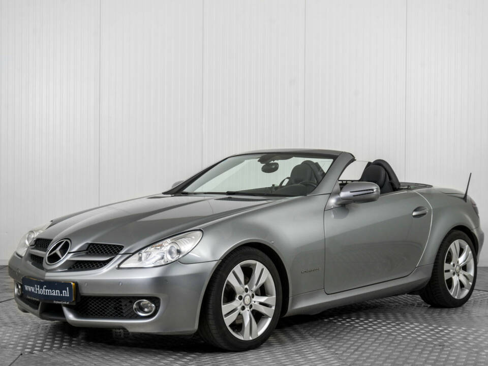 Bild 1/50 von Mercedes-Benz SLK 200 Kompressor (2008)