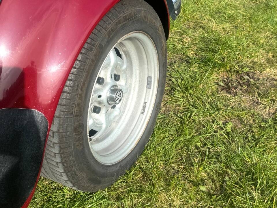 Image 15/18 of Volkswagen Coccinelle 1303 (1979)